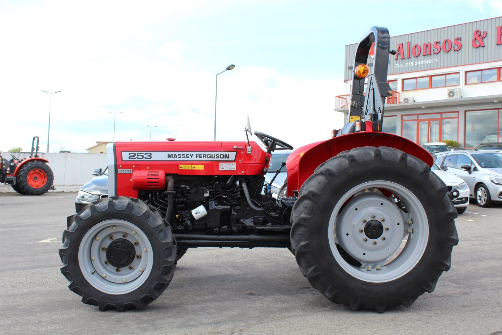 Catalogo De Peças MASSEY FERGUSON - MF 253 - Trator