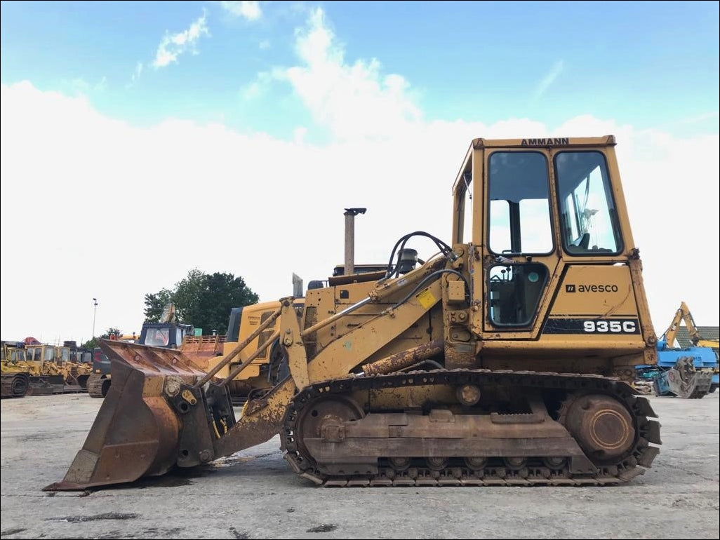 CATALOGO DE PEÇAS CATERPILLAR - 935C - CARREGADEIRA DE ESTEIRA EM PDF