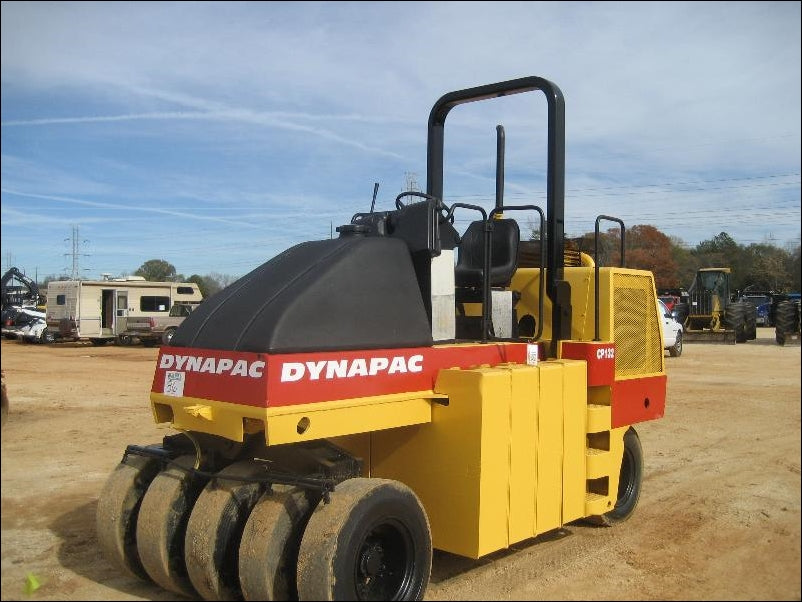 Catalogo De Peças DYNAPAC - CP132 - Pneumatic Tired Roller