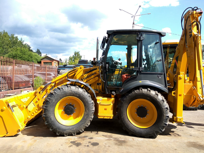 MANUAL DE OPERAÇÃO E MANUTENÇÃO RETROESCAVADEIRA - CLG766, CLG777 LIUGONG