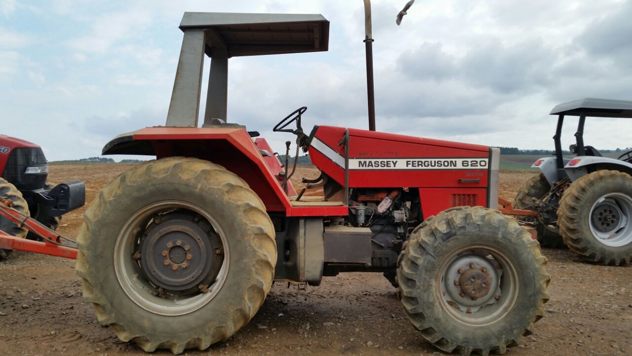 CATALOGO DE PEÇAS TRATOR MASSEY FERGUSON - MF620