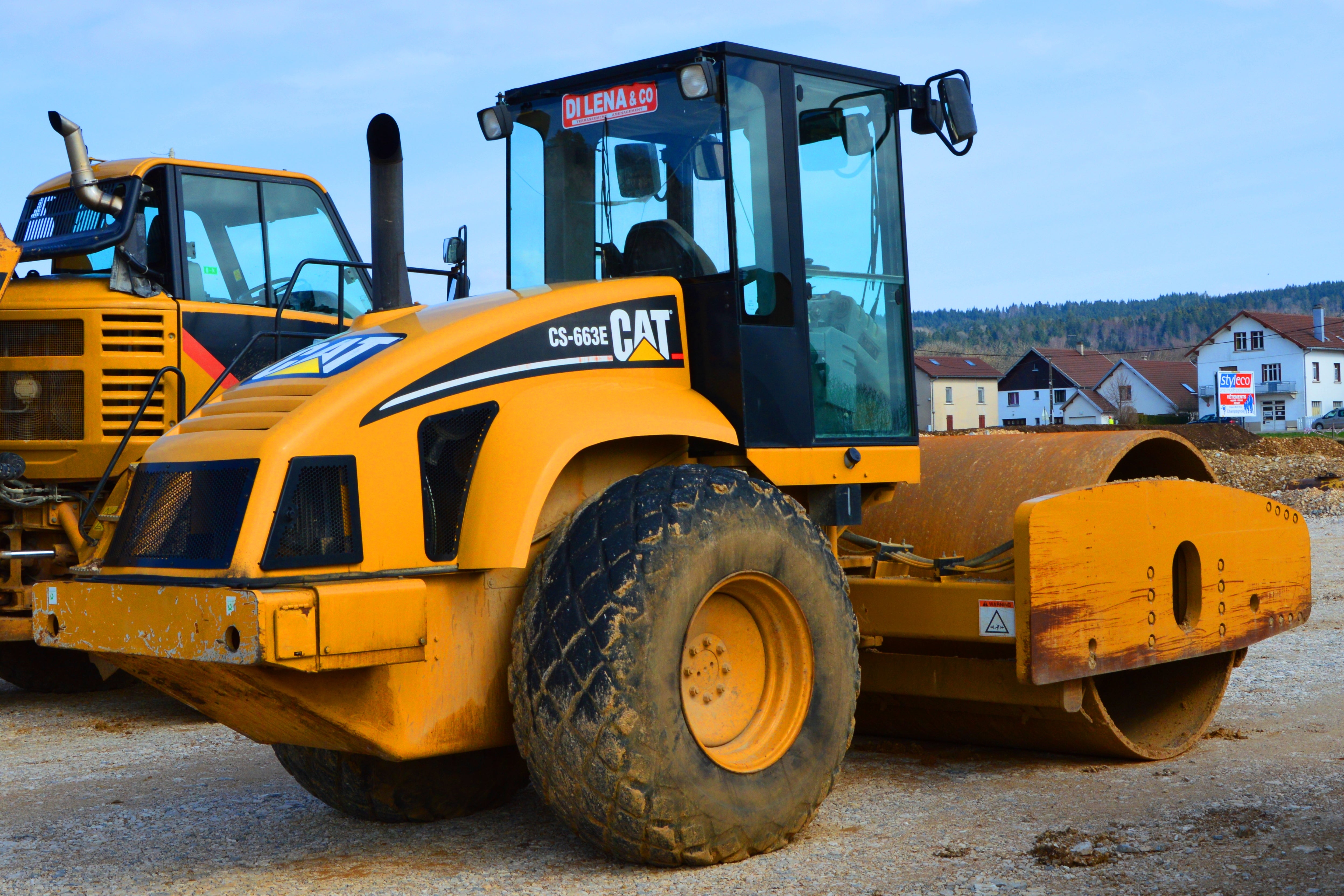 CATALOGO DE PEÇAS ROLO VIBRATÓRIO - CS-663E, CP-663E CATERPILLAR