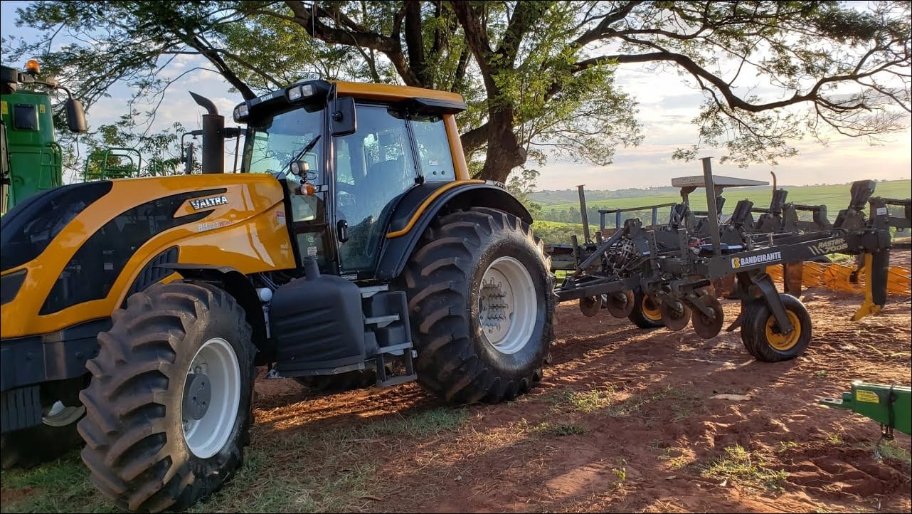 Catálogo De Peças Valtra - Bh 214 Hitech - Trator