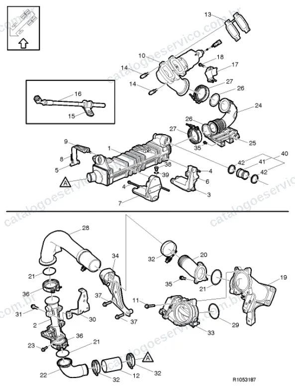 Vista explodida – motor com suporte ou coxim e equipamento – Catálogo de Peças Volvo FM 800