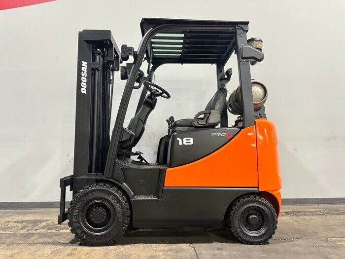 MANUAL DE OPERAÇÃO EMPILHADEIRA D15S 5 DOOSAN