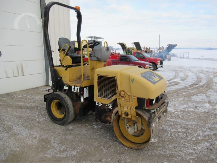Manual de Serviço CATERPILLAR - CB-225E - Rolo Compactador Vibratório (Inglês) PDF