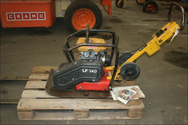 Catalogo De Peças DYNAPAC - LF 140 - Vibratory Plate Compactor