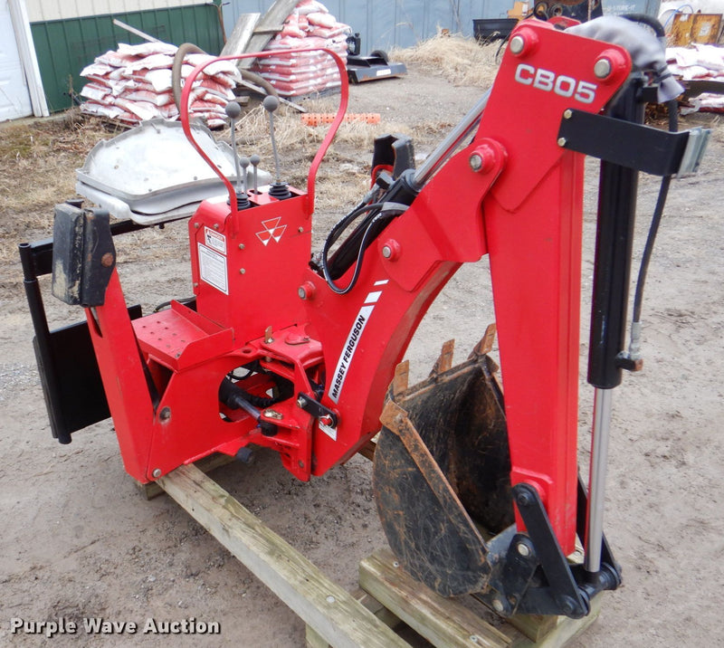 CATÁLOGO DE PEÇAS MASSEY FERGUSON - CB05 - RETROESCAVADORA