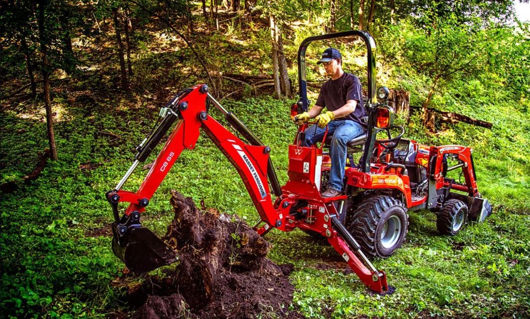 CATÁLOGO DE PEÇAS MASSEY FERGUSON - CB65 - RETROESCAVADORA