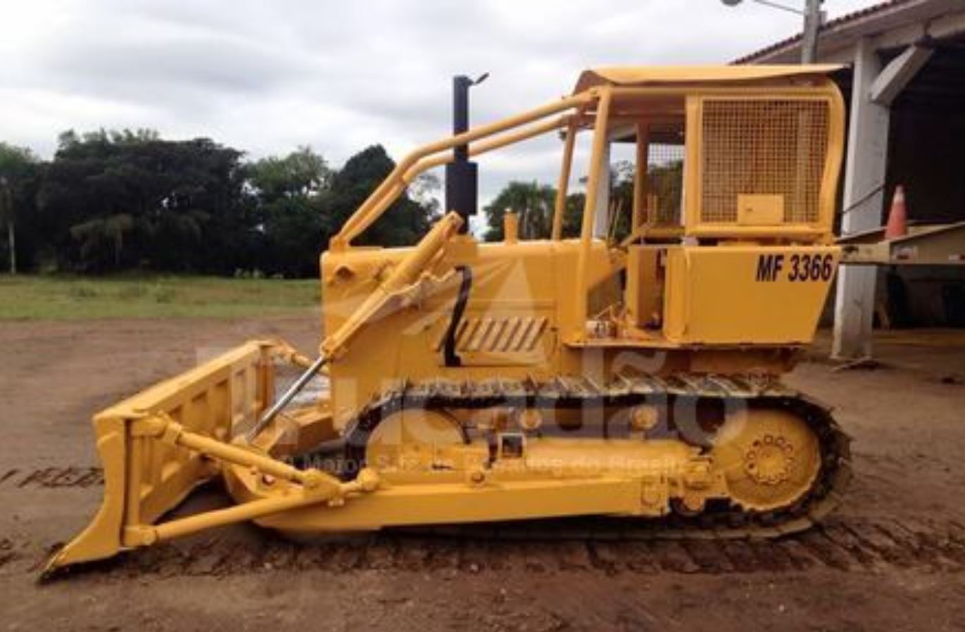 CATALOGO DE PEÇAS MASSEY FERGUSON - MF3366 - TRATOR ESTEIRA