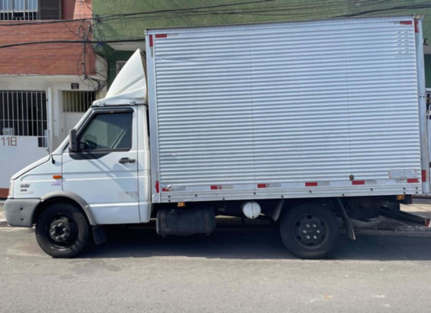 CATÁLOGO DE PEÇAS IVECO CAMINHÃO EURO 3 - DAILY 40.13 - CABINE SIMPLES