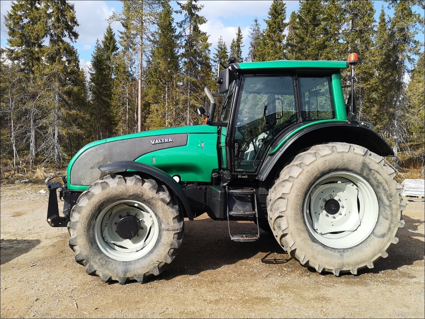 Catálogo De Peças Valtra - T151EH (T1 SERIES) - Trator