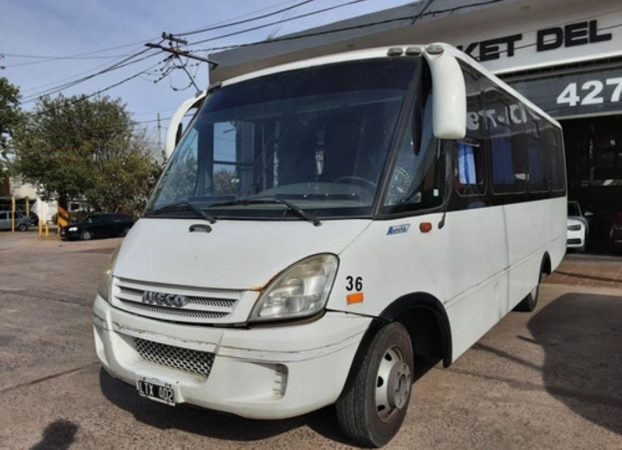 CATÁLOGO DE PEÇAS IVECO - EURO 3 - ONIBUS - 50C16 - MAXIVAN