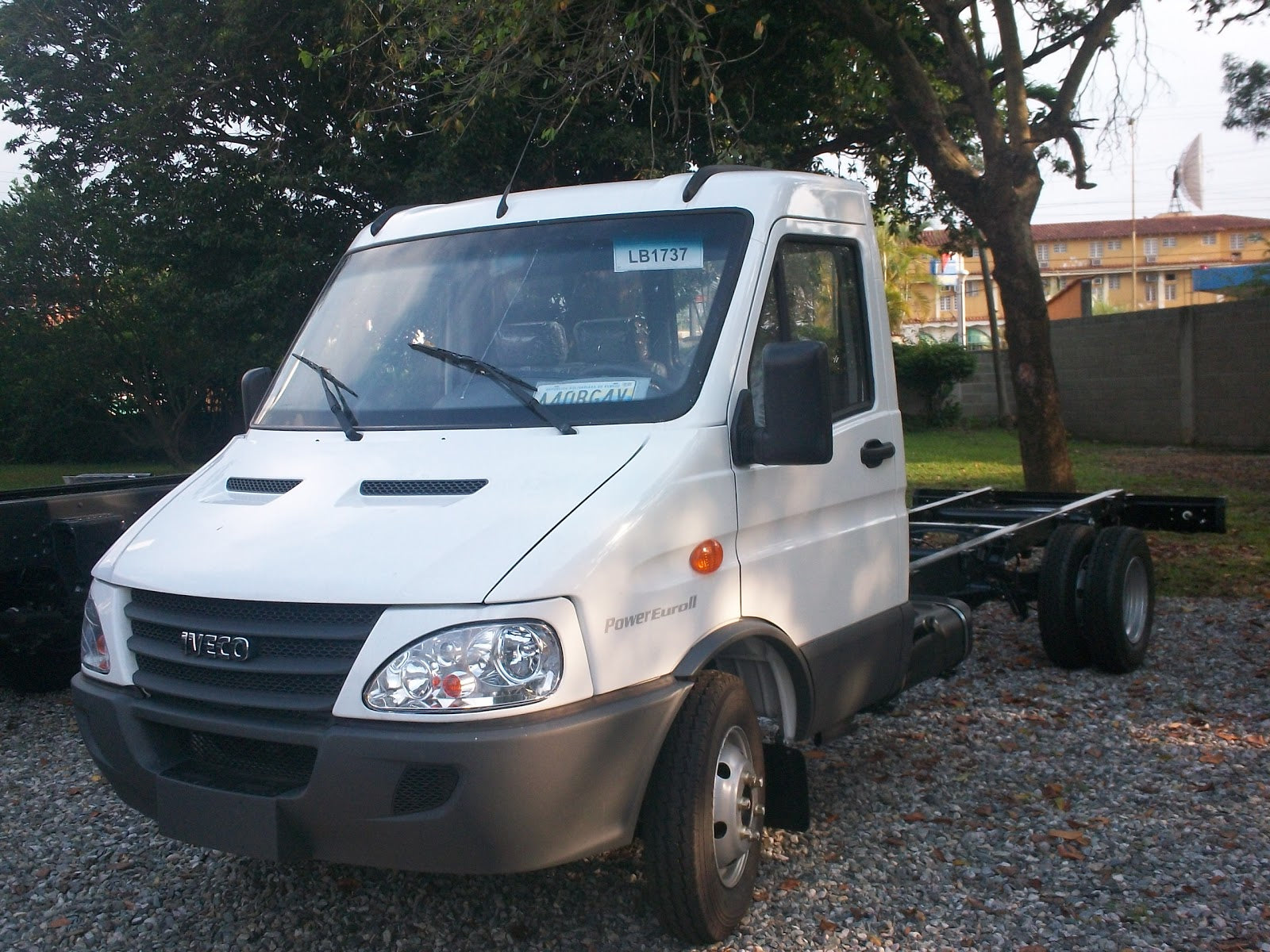 CATÁLOGO DE PEÇAS IVECO - EURO 3 - POWER DAILY 50.13 - CABINE SIMPLES