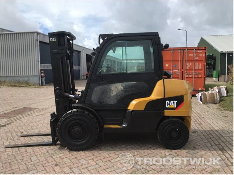Catalogo De Peças CATERPILLAR - DP40N - Empilhadeira