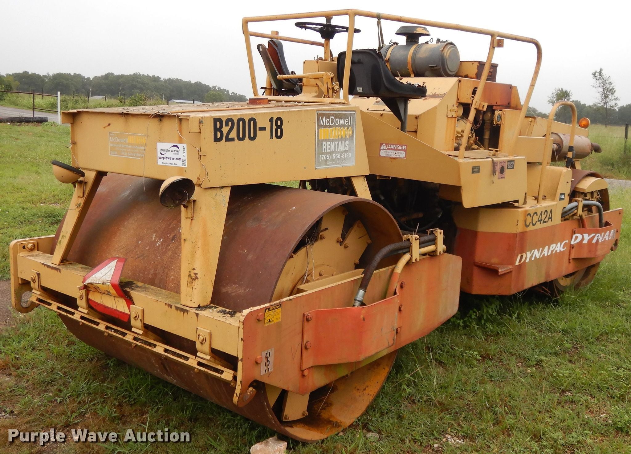 MANUAL DE SERVIÇO DYNAPAC - CC42A - ROLO VIBRATÓRIO