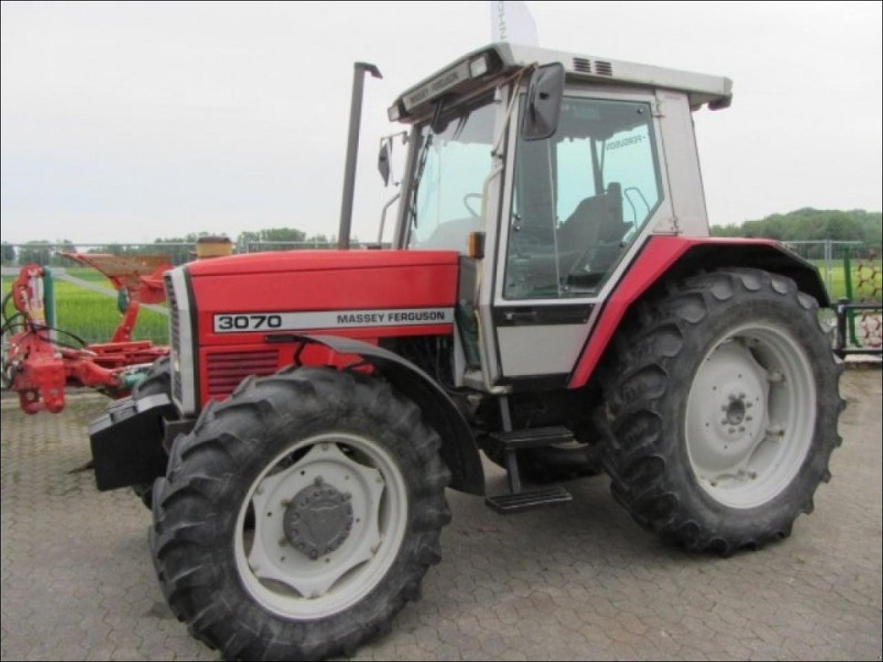 Catalogo De Peças MASSEY FERGUSON - MF 3070 - Trator