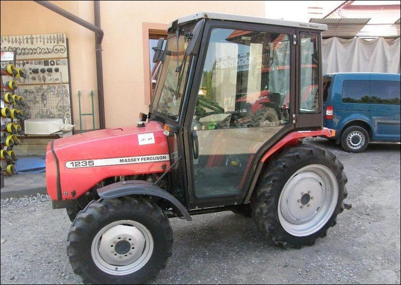 Catalogo De Peças MASSEY FERGUSON- MF 1235 - Trator Compacto