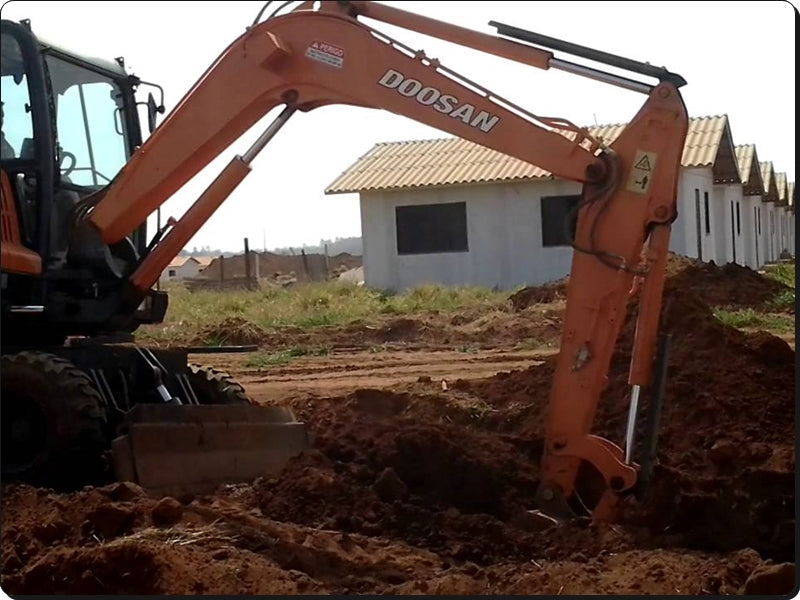 Manual De Operação E Manutenção DOOSAN - DX53W - Escavador Hidráulico