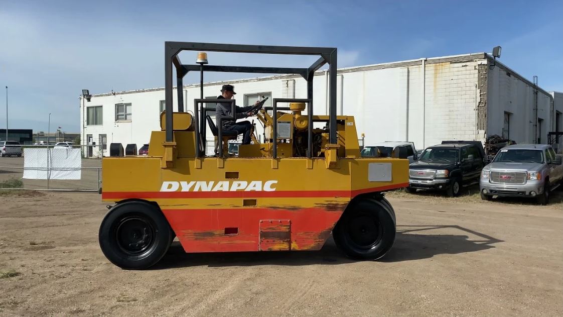 MANUAL DE SERVIÇO DYNAPAC - CP21 - ROLO VIBRATÓRIO