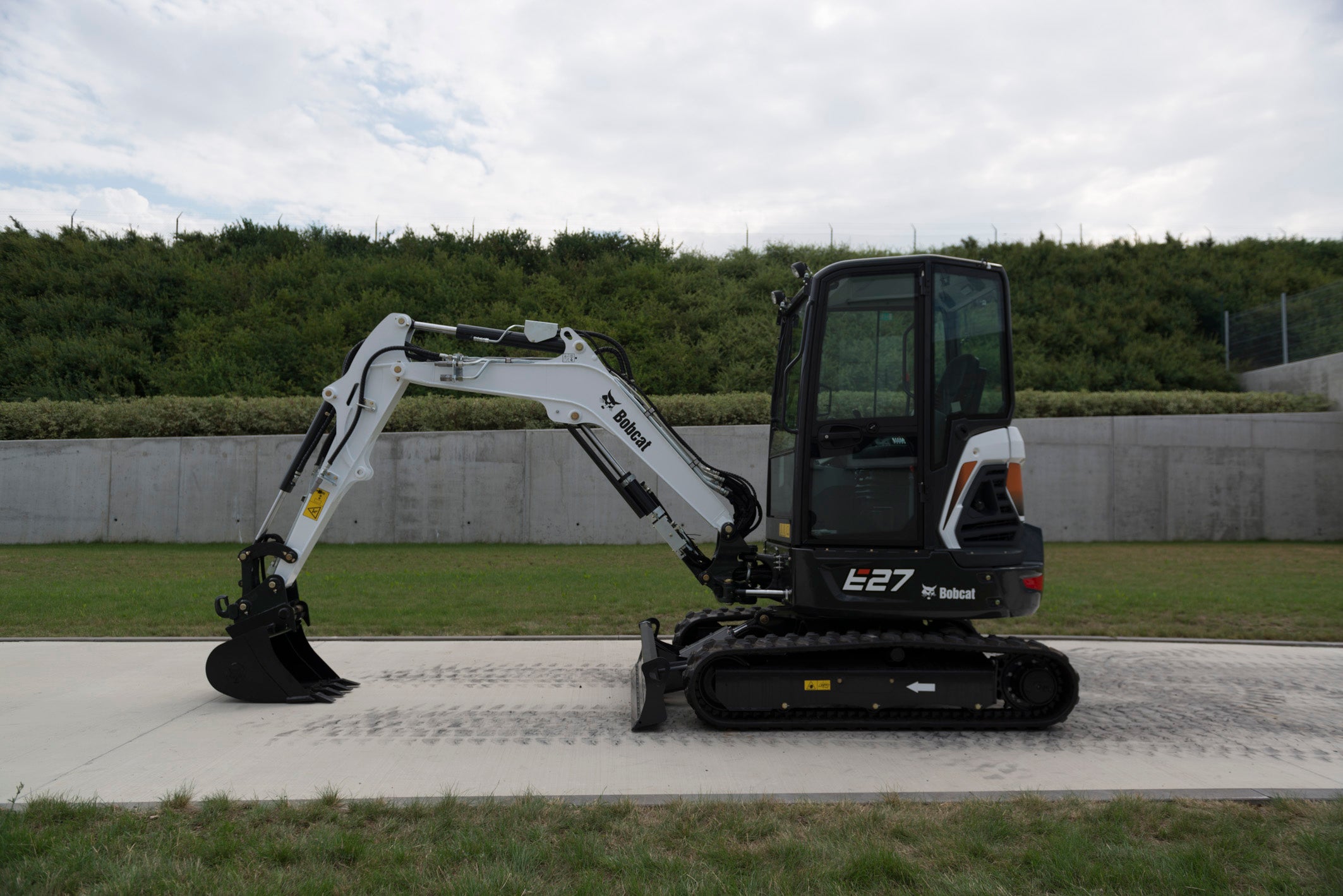 CATÁLOGO DE PEÇAS BOBCAT - E27 - MINI ESCAVADEIRA