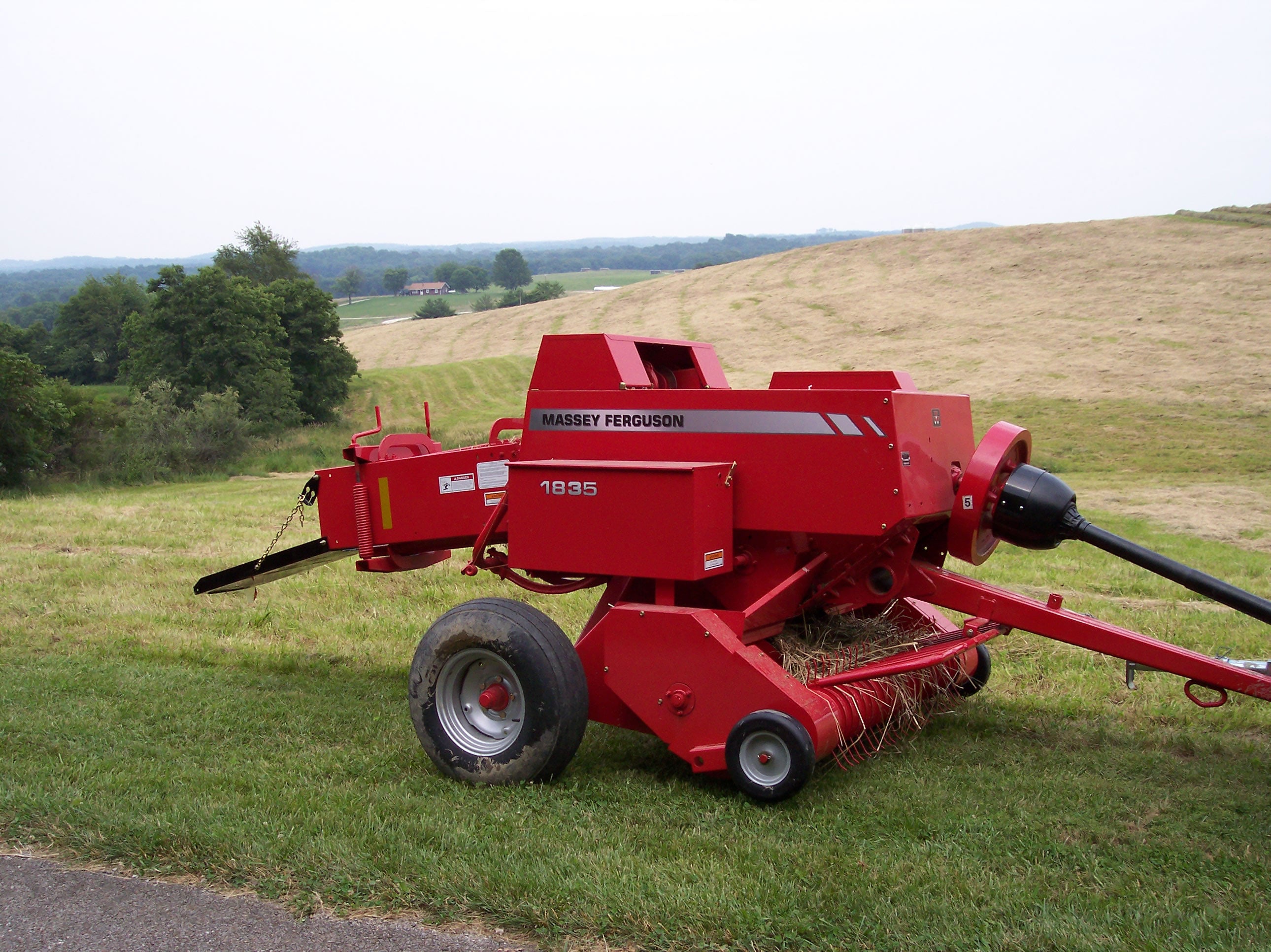 CATÁLOGO DE PECAS MASSEY FERGUSON - 1835 - ENFARDADEIRA RETANGULAR