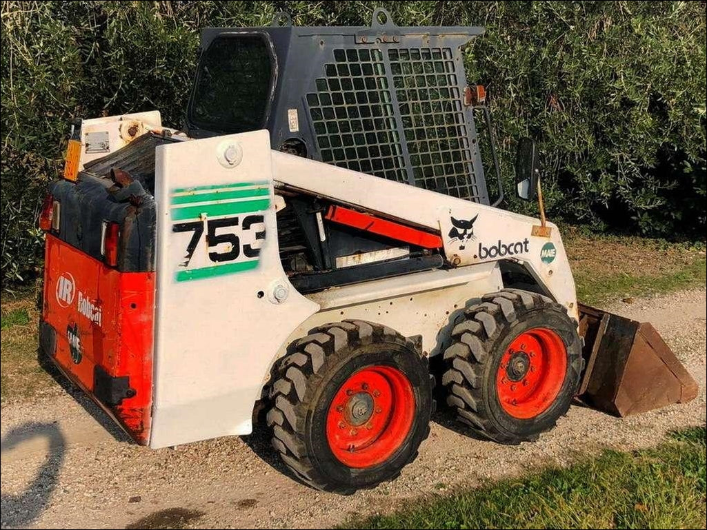 Manual De Serviço BOBCAT - 753 - Mini Carregadeira