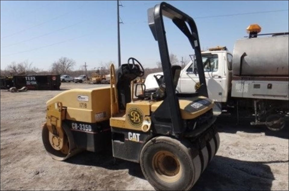 Manual de Serviço CATERPILLAR - CB-335D - Rolo Compactador Vibratório (Inglês) PDF