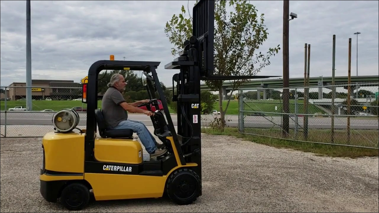 Catalogo De Peças CATERPILLAR - GC30K-LP - Empilhadeira