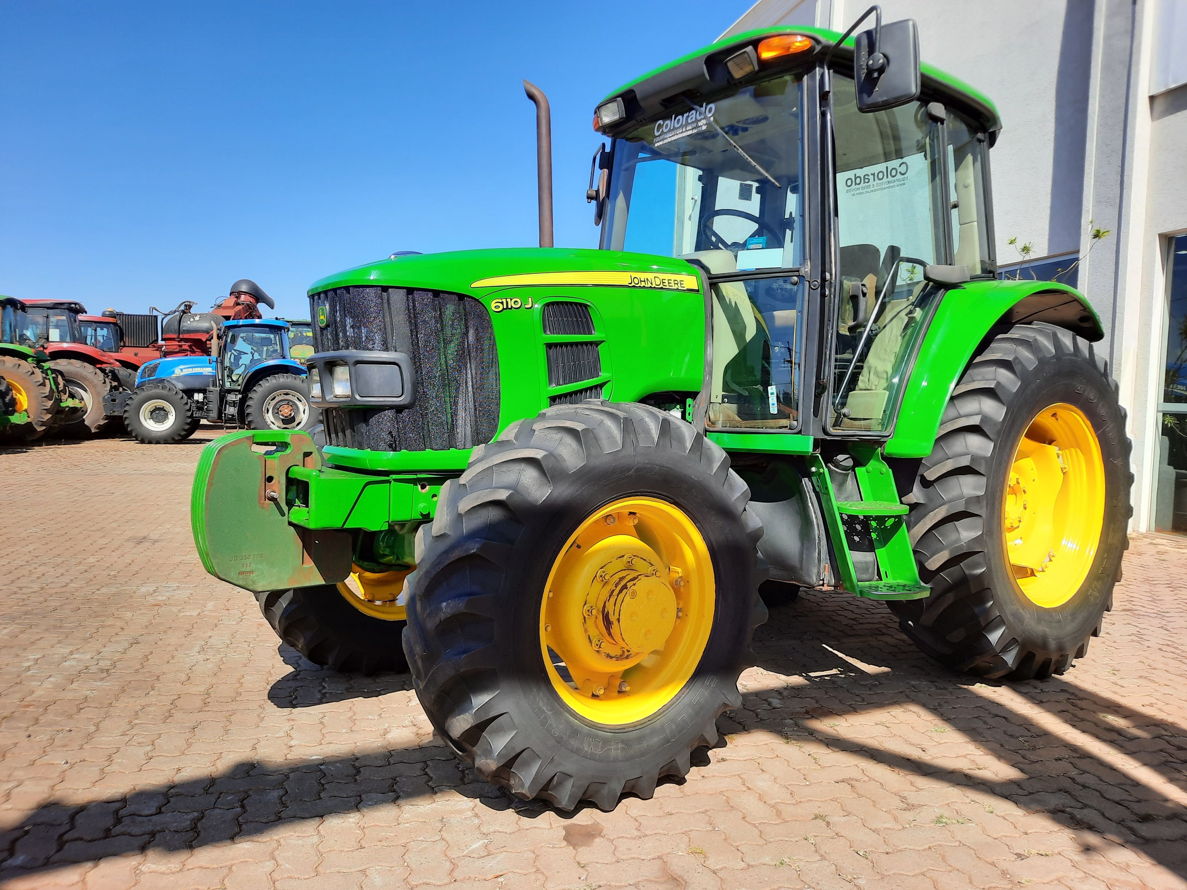 MANUAL ELÉTRICO HIDRÁULICO JOHN DEERE - 6110J, 6125J e 6145J - TRATORES