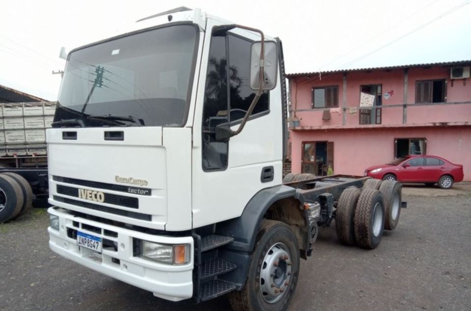 CATÁLOGO DE PEÇAS IVECO - 6X2 - EURO 3 - EUROCARGO TECTOR 230E22