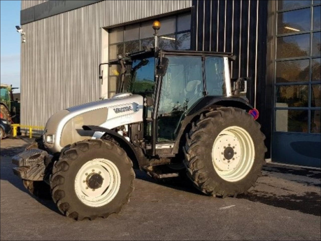 Catálogo De Peças Valtra - A85 1D8 (A SERIES) - Trator
