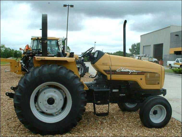 Catalogo De Peças CHALLENGER - MT425 \ MT445 (GB) - Tratores