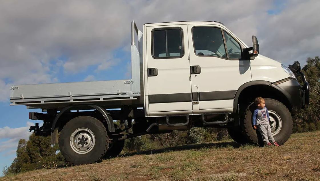 CATÁLOGO DE PEÇAS IVECO - EURO 5 - NOVA DAILY 55S17W 4X4 -CABINE DUPLA
