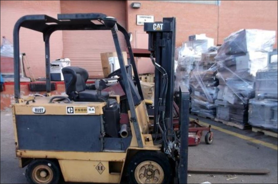 Catalogo De Peças CATERPILLAR - F50D SA - Empilhadeira