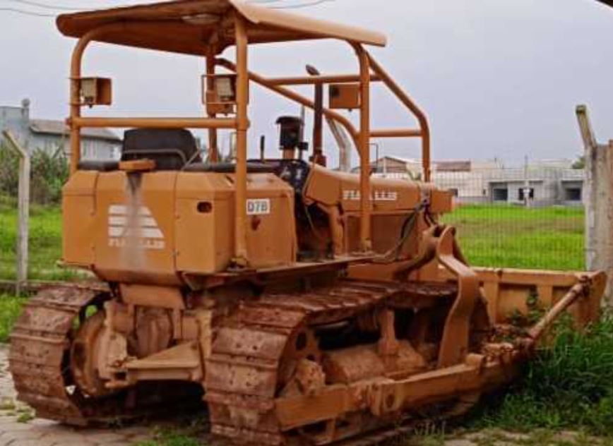 CATALOGO DE PEÇAS FIATALLIS - AD7 - 205 - TRATOR DE ESTEIRA