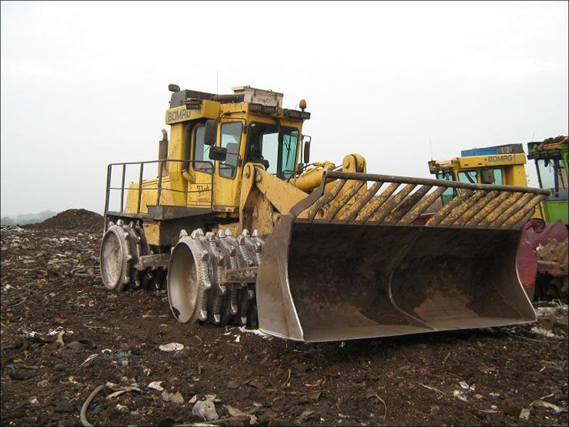 Serviço De Treinamento BOMAG - BC771 RB - Refuse Compactor