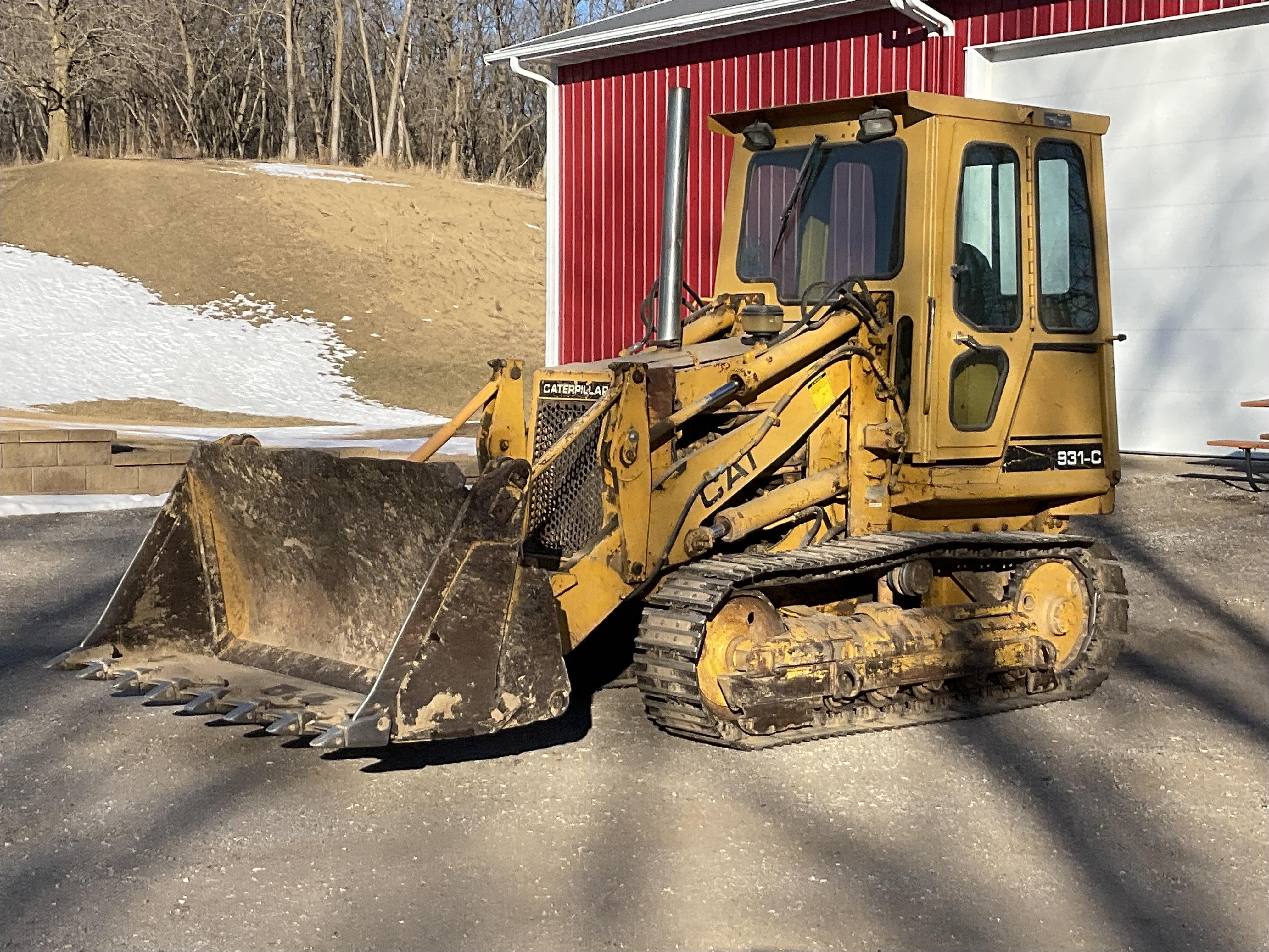 CATALOGO DE PEÇAS CATERPILLAR - 931C - CARREGADOR DE ESTEIRAS EM PDF