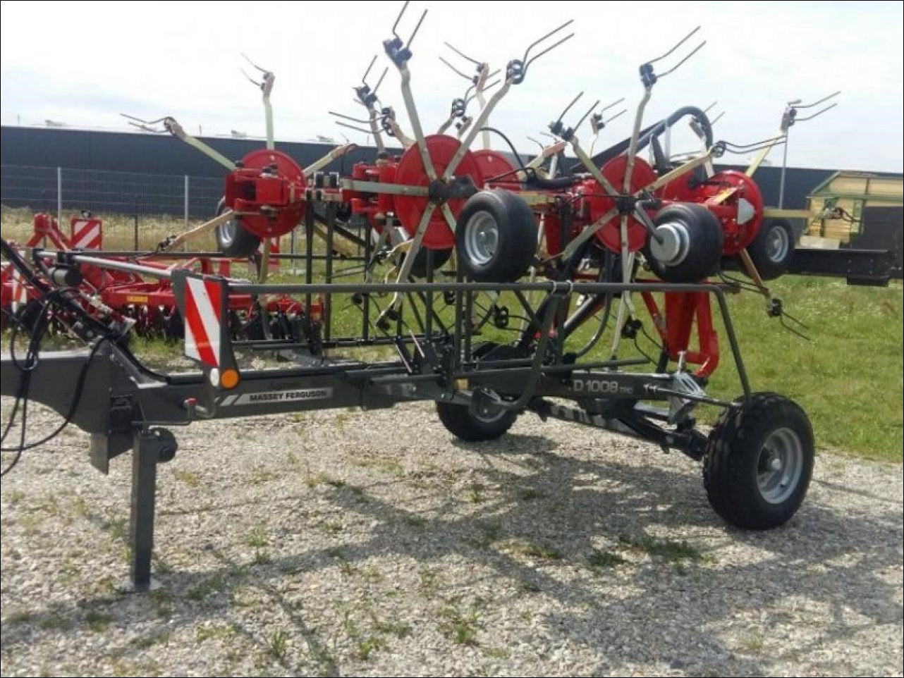 CATÁLOGO DE PEÇAS MASSEY FERGUSON - TD 1008 TRC \ TYB