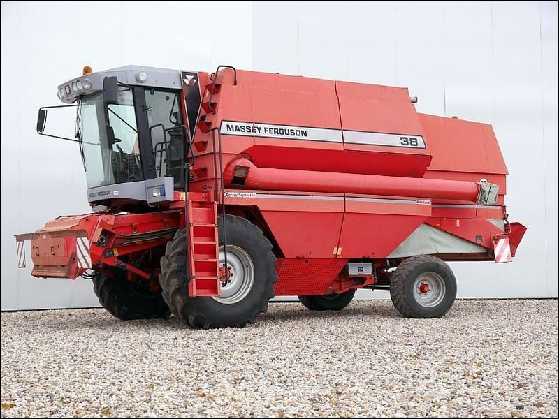 Catalogo De Peças MASSEY FERGUSON - MF 38 COMBINE - Colheitadeira