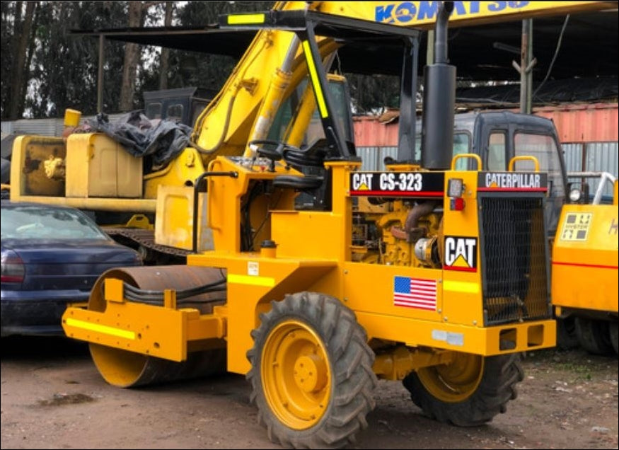 CATALOGO DE PEÇAS CATERPILLAR - CS-323 - ROLO COMPACTADOR VIBRATÓRIO EM PDF