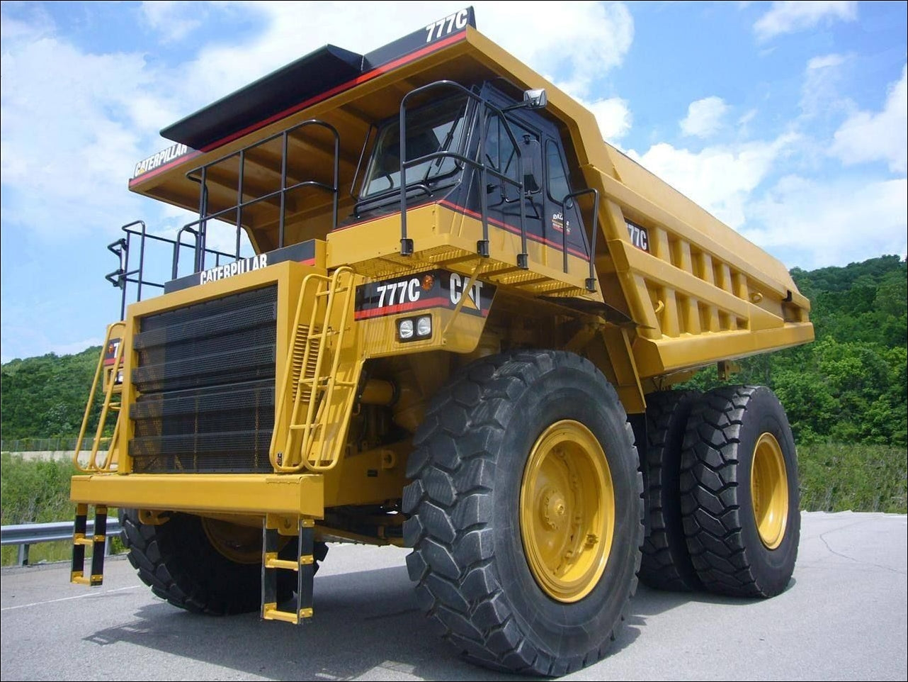 CATALOGO DE PEÇAS CATERPILLAR - 777C - CAMINHÃO BASCULANTE EM PDF