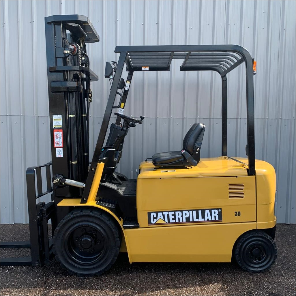 Catalogo De Peças CATERPILLAR - EP30K PAC - Empilhadeira