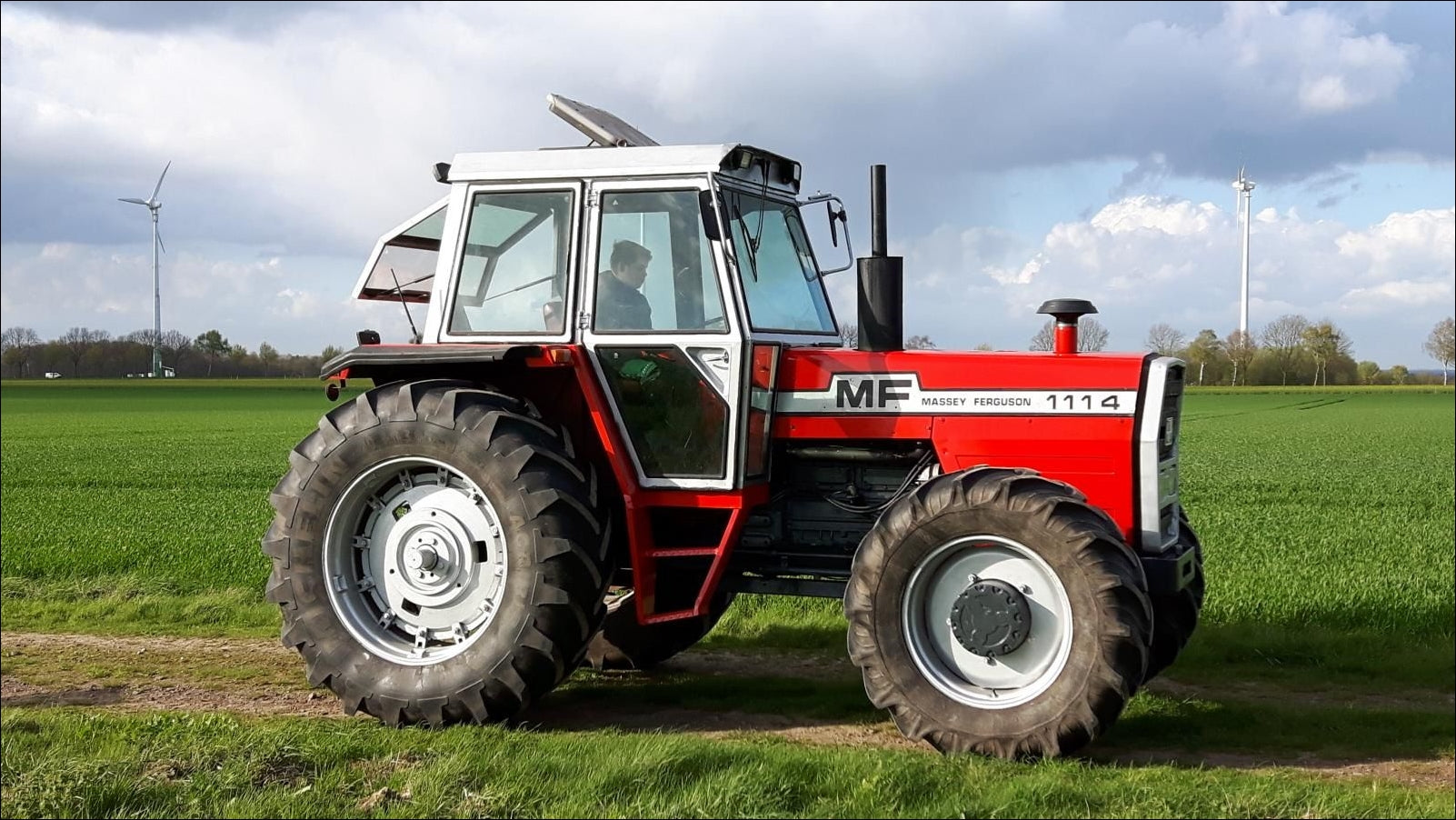 Catalogo De Peças MASSEY FERGUSON - MF 1114 - Trator
