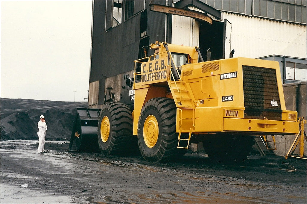 Catalogo De Peças MICHIGAN VOLVO - L480 - Carregadeira De Rodas