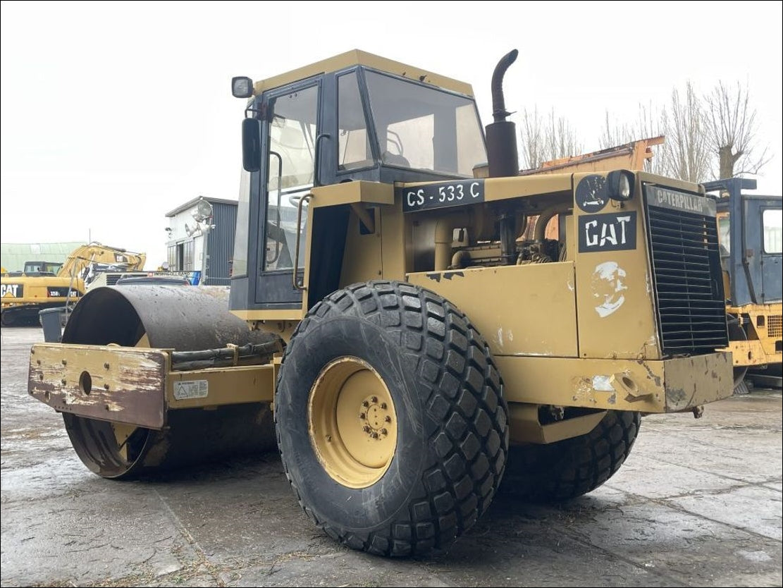 CATALOGO DE PEÇAS CATERPILLAR - CS-533C - ROLO COMPACTADOR VIBRATÓRIO EM PDF