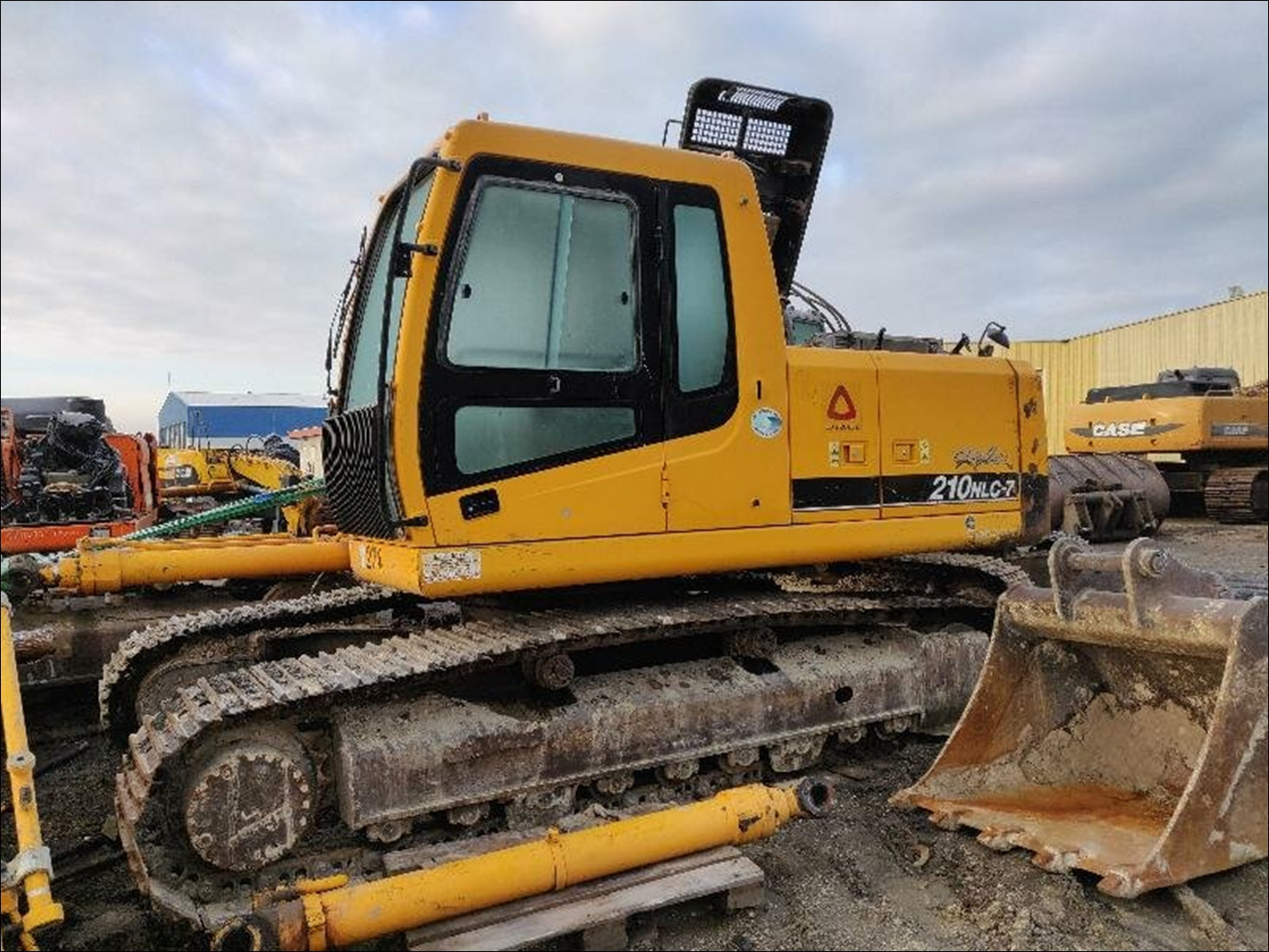 Manual De Serviço HYUNDAI - R210NLC-7 - Escavador Hidráulico