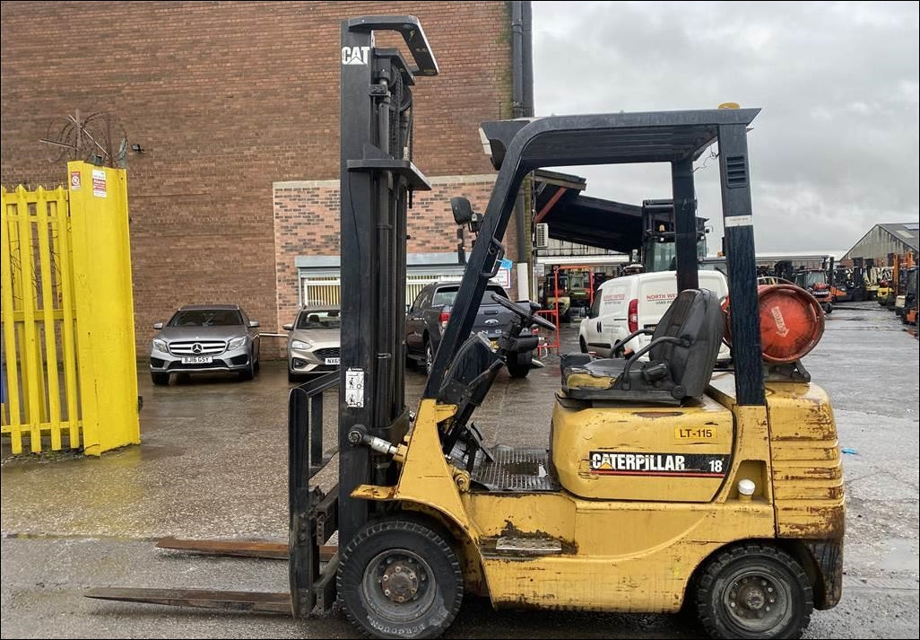Catalogo De Peças CATERPILLAR - GP18 FC - Empilhadeira