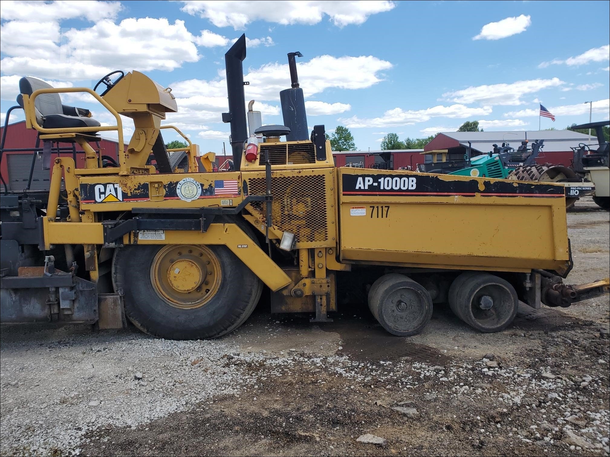 CATALOGO DE PEÇAS CATERPILLAR - AP-1000B - PAVIMENTADORA DE ASFALTO - EM PDF