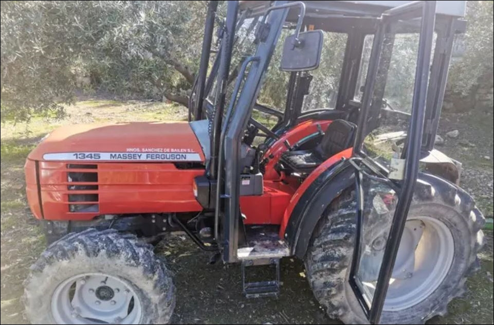 Catalogo De Peças MASSEY FERGUSON- MF 1325\1335\1345 - Trat.